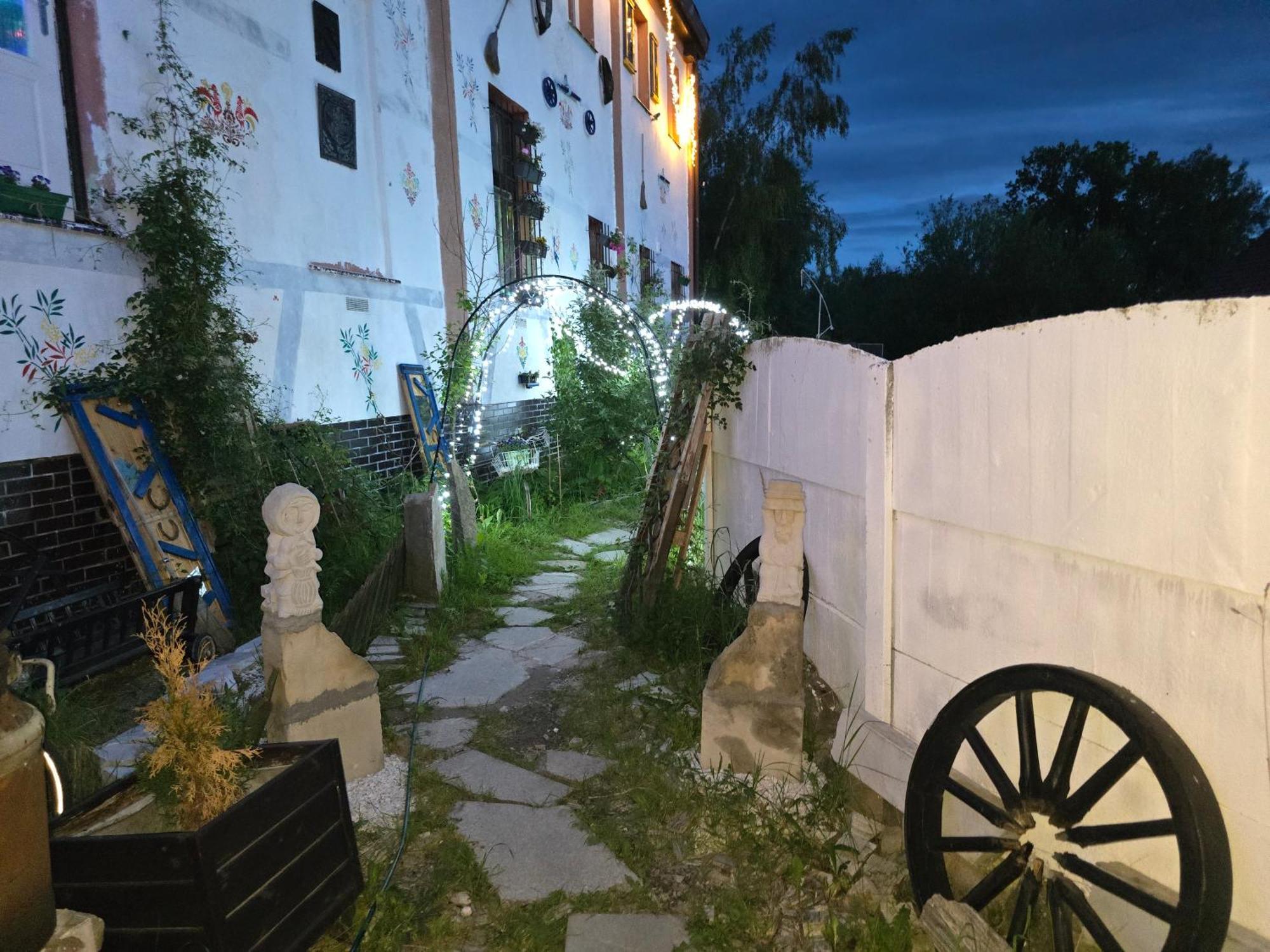 Hostel Apollo Zabkowice Slaskie Eksteriør bilde